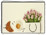 Kwiaty, Tulipany, Rogal, Kawa, Filiżanka, Ziarenka