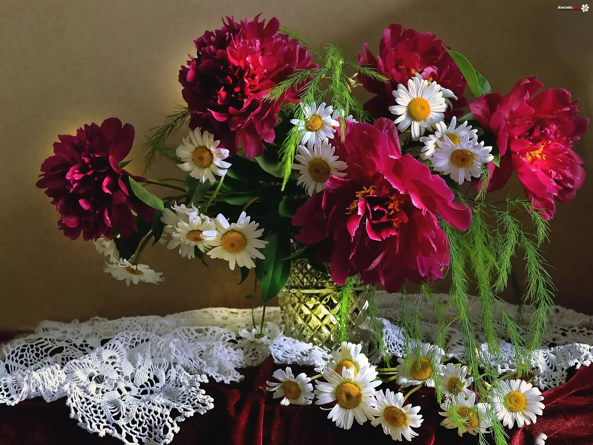 Piwonie, Flakon, Margerytki, Bukiet