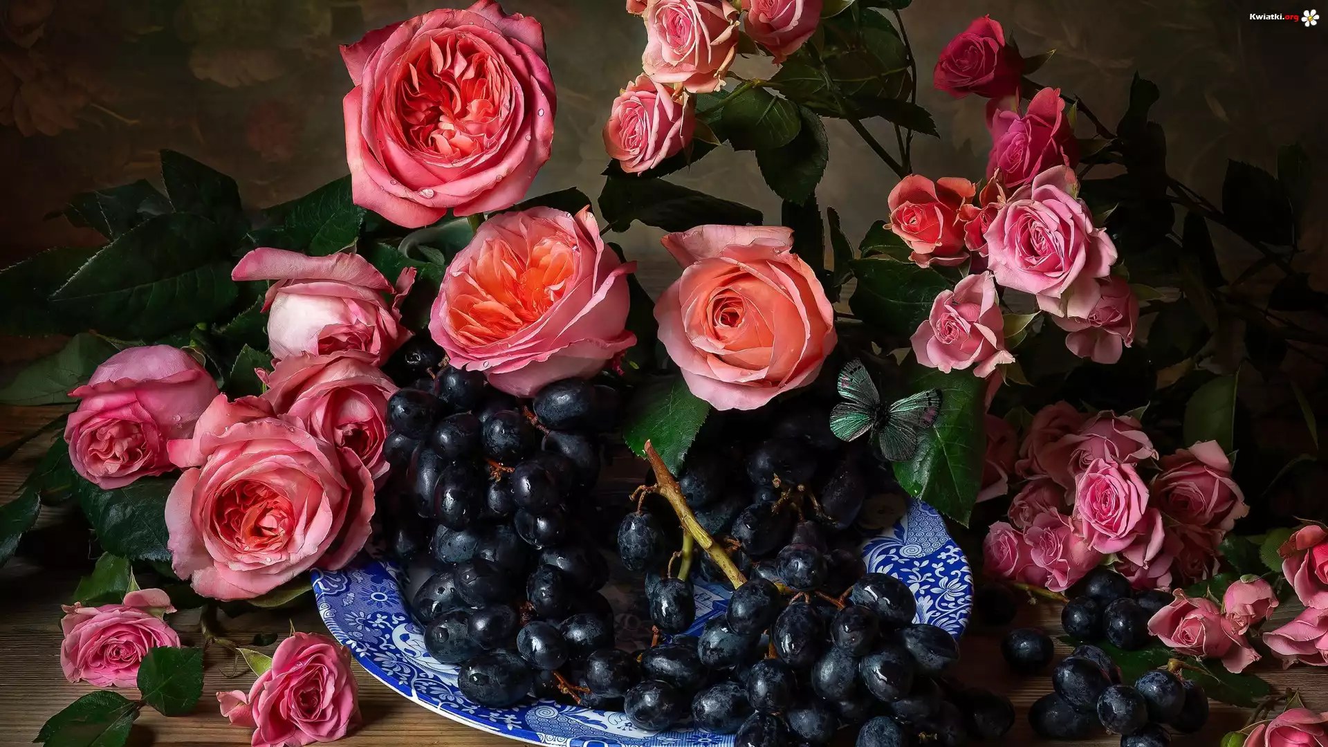Różowe, Róże, Talerz, Czarne, Winogrona