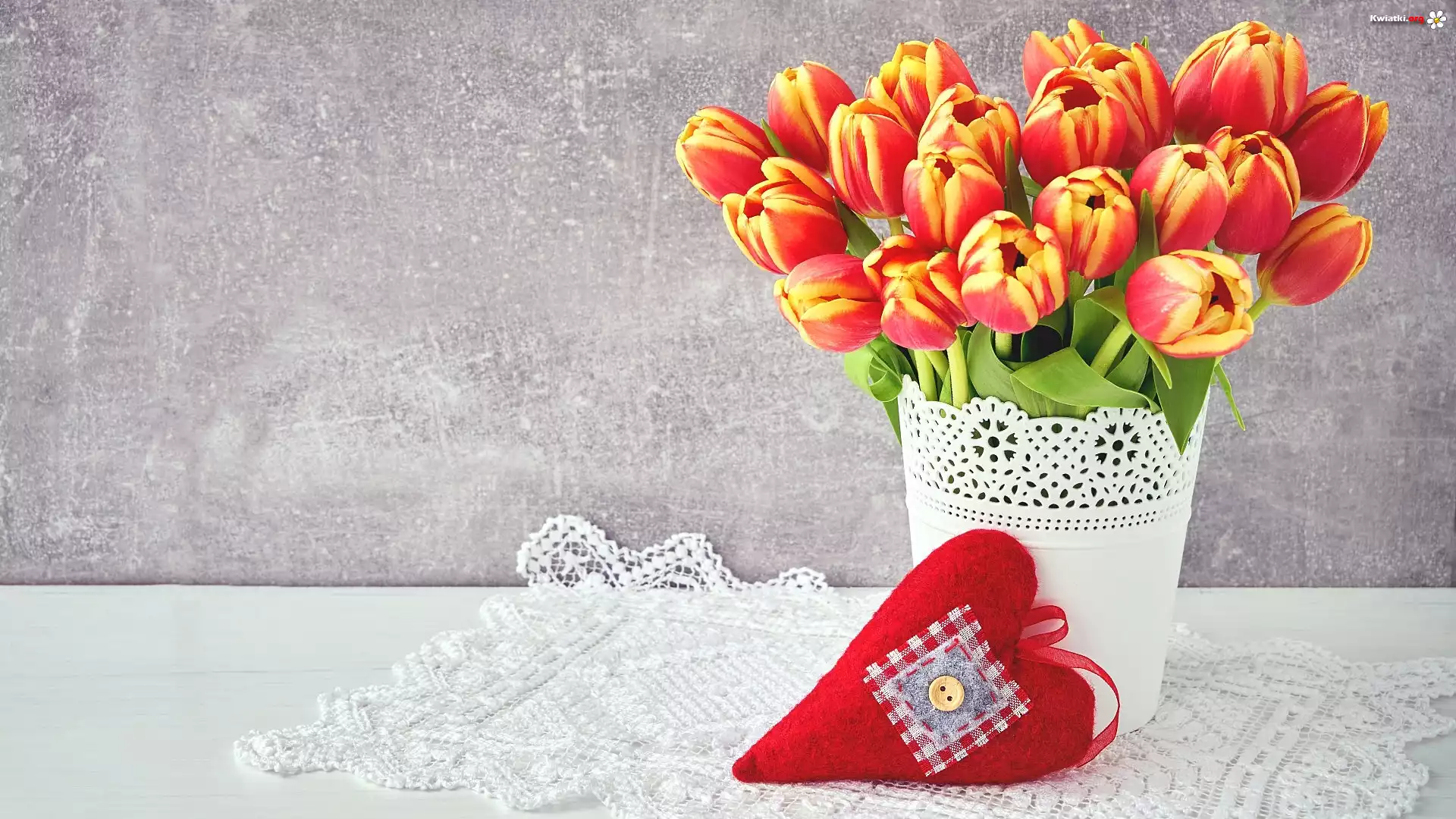 Tulipany, Doniczka, Serce, Serwetka